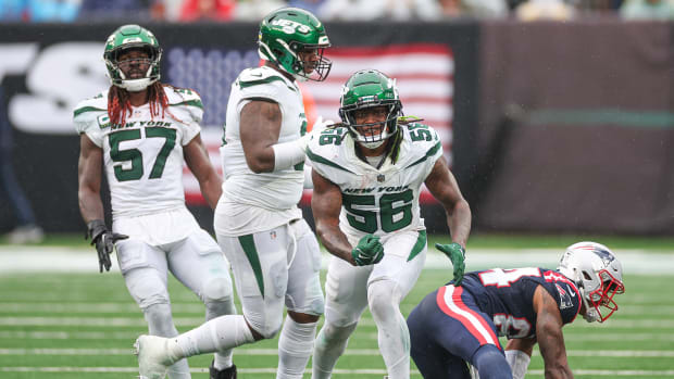 Jets' DE Carl Lawson (58)